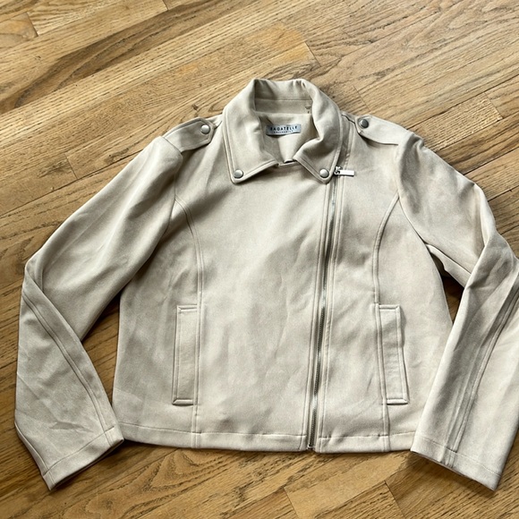 Bagatelle collection woman’s size large polyester/spandex cream colored jacket - Picture 1 of 9